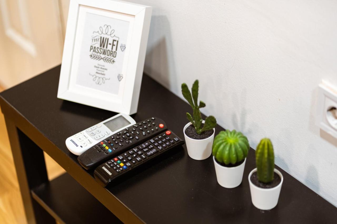 Modern Stylish Apartment @ Superb Central Location Budapest Bagian luar foto