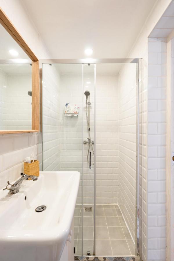 Modern Stylish Apartment @ Superb Central Location Budapest Bagian luar foto